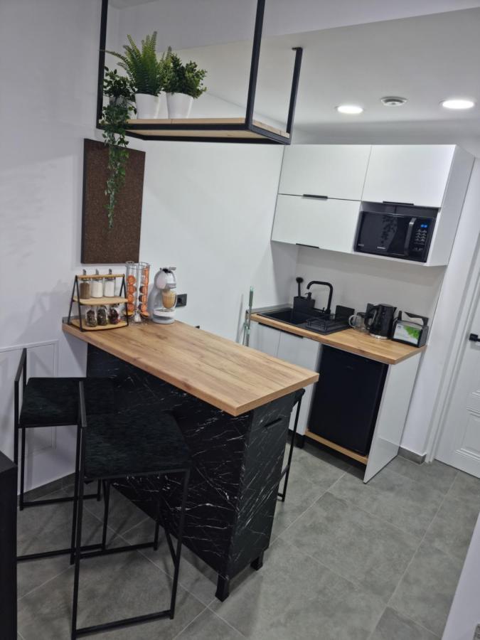 Casa Chiper - Apartament Etaj 1 Brasov Luaran gambar