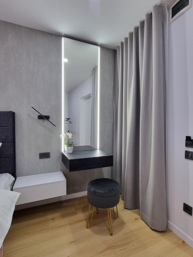 Casa Chiper - Apartament Etaj 1 Brasov Luaran gambar