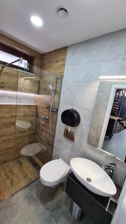 Casa Chiper - Apartament Etaj 1 Brasov Luaran gambar