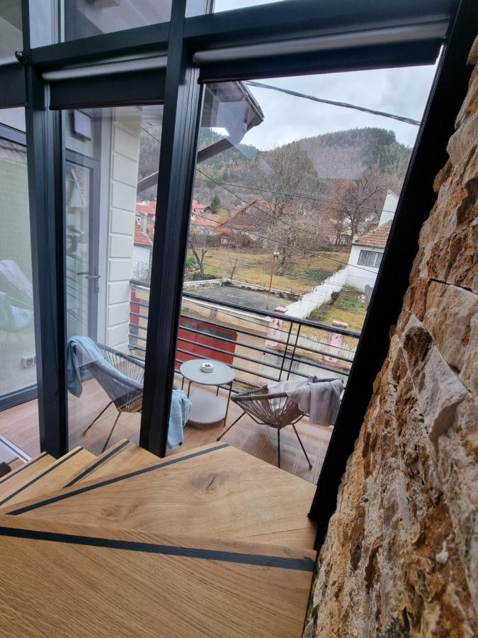 Casa Chiper - Apartament Etaj 1 Brasov Luaran gambar