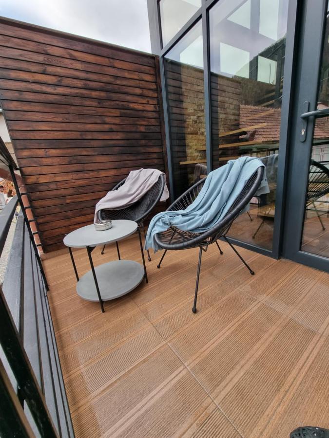 Casa Chiper - Apartament Etaj 1 Brasov Luaran gambar
