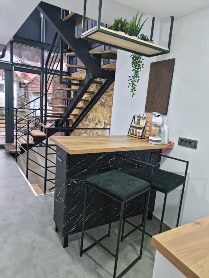 Casa Chiper - Apartament Etaj 1 Brasov Luaran gambar